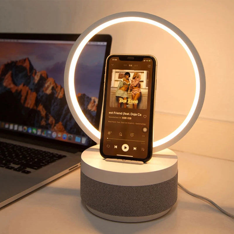 Daorui New Style Multi-Function Wireless Charging Lamp